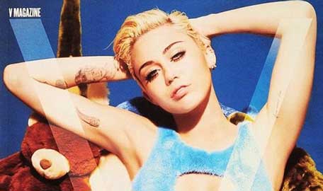 Miley Cyrus Bares Nothing For V Magazine: Pics - Boldsky.com