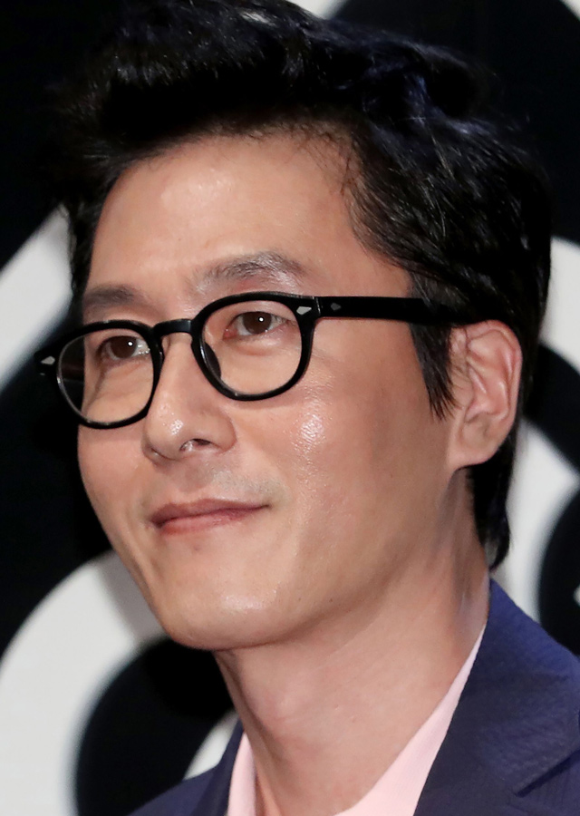 Fans mourn S.Korean actor after fatal car crash Entertainment