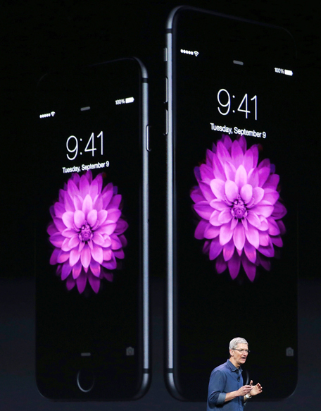 How U2 Rocked Apple S Iphone 6 Launch And It S Free For You Too Entertainment Emirates24 7