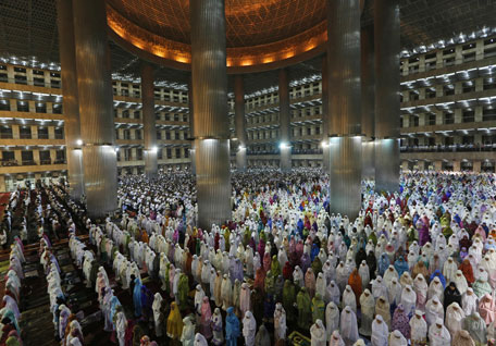 World celebrates Ramadan - News in Images - Emirates24|7